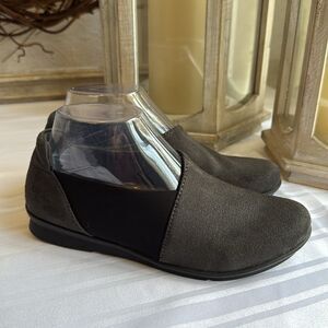 Bussola Women's Cosma Black Slip-On Shoes - 37 - Good Condition